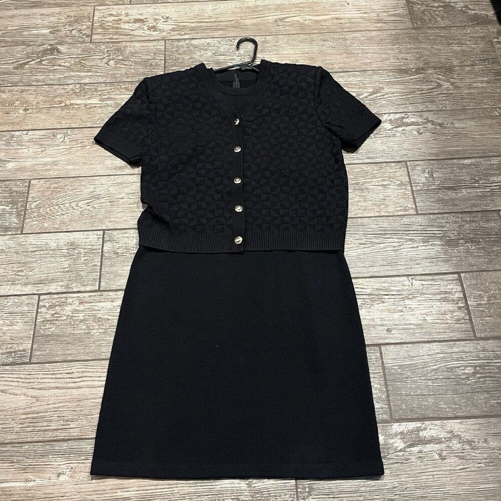 St. John Basics Sleeveless Dress Size 8 With Short Sleeve Top Size Medium